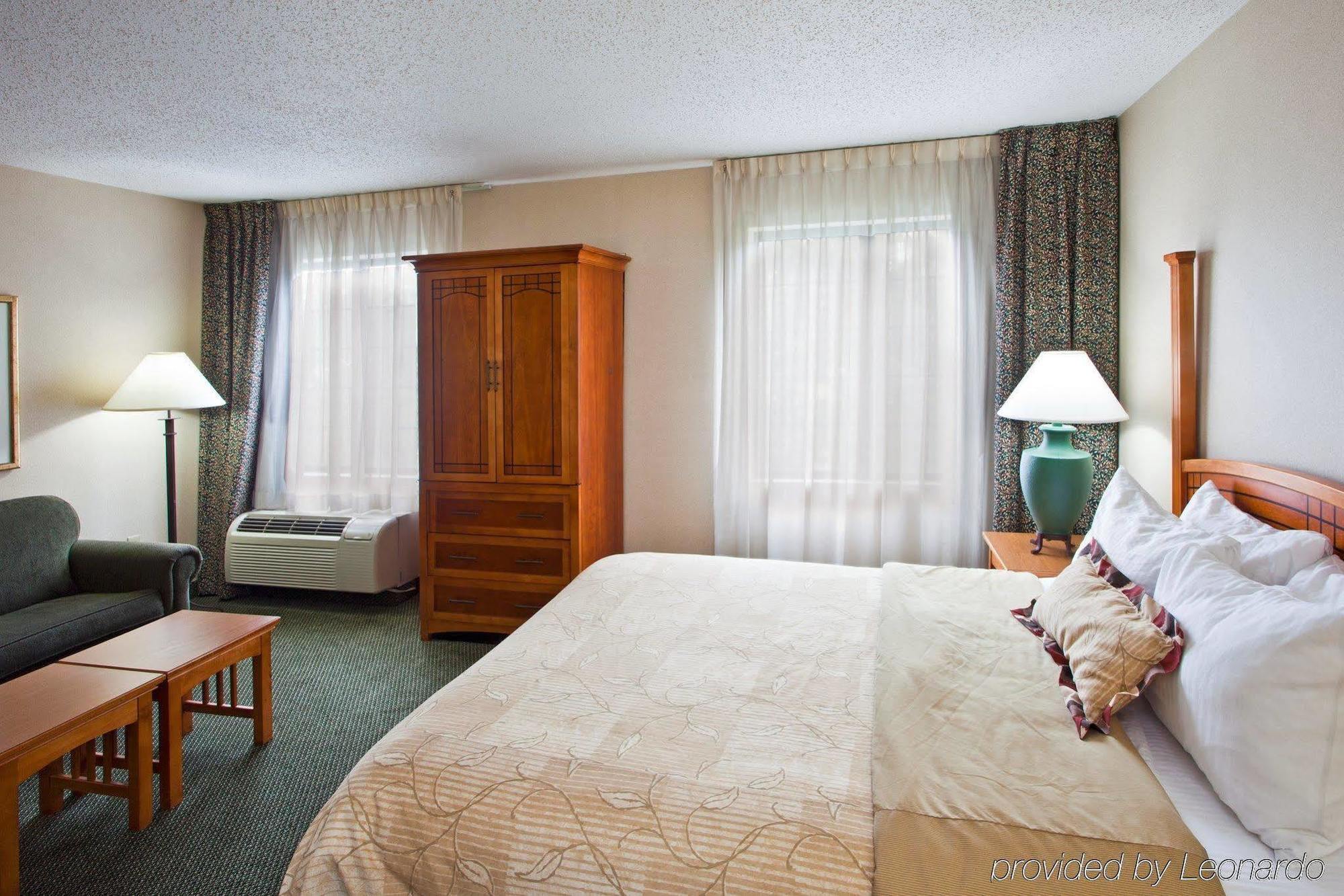 Staybridge Suites Detroit-Utica By Ihg Bilik gambar